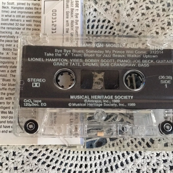 Lionel Hampton Mostly Blues Cassette - Picture 3 of 4